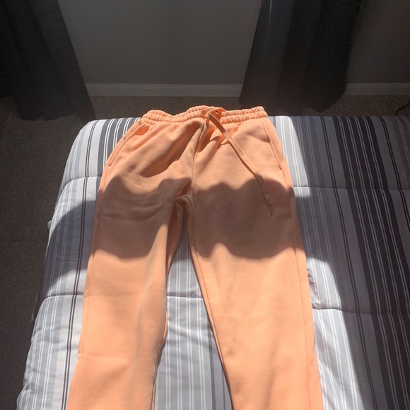 Fabletics sweatpants - Picture 1 of 2